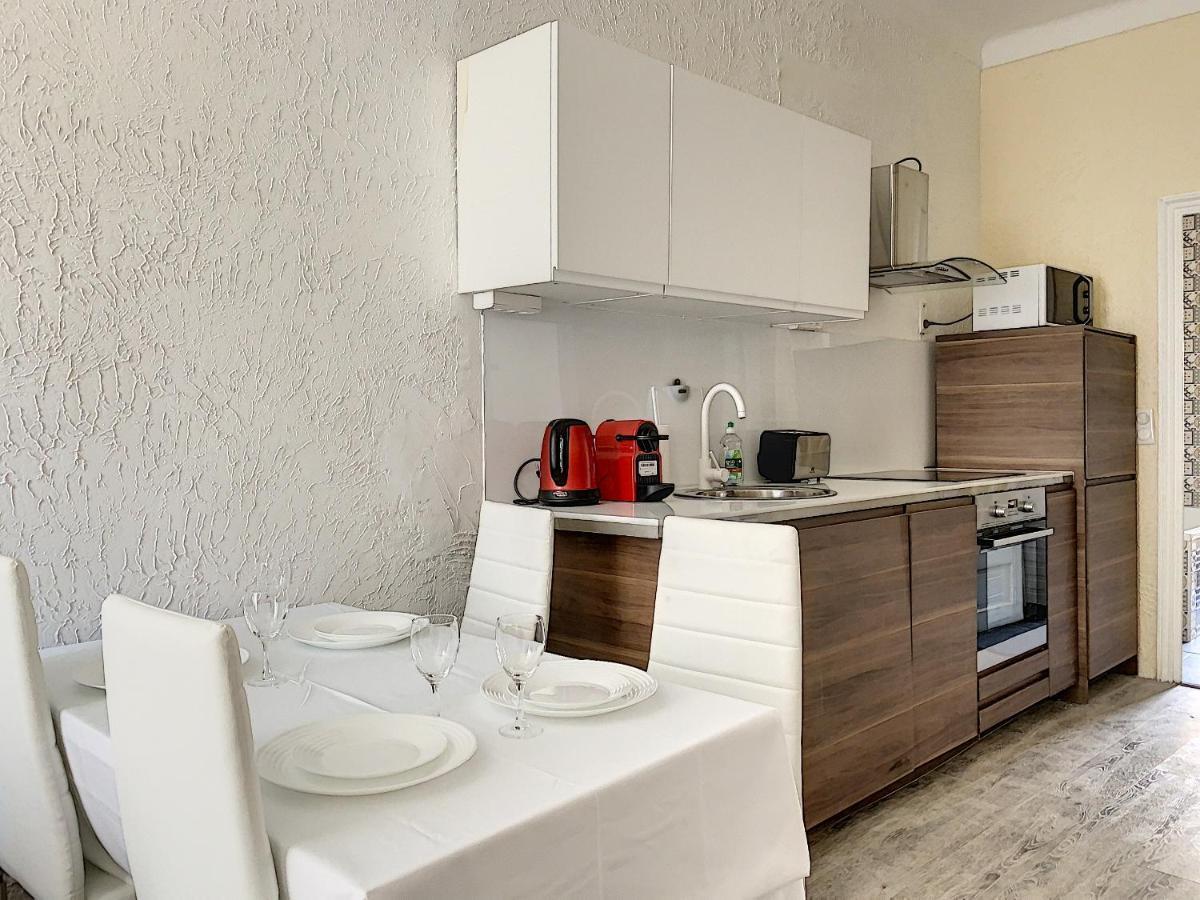 Appartement 2-bedrooms аpartment Port With Parking *